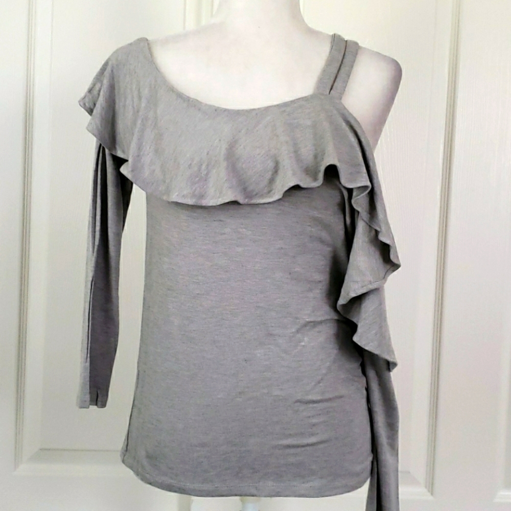 NWT Sofia Vergara Top